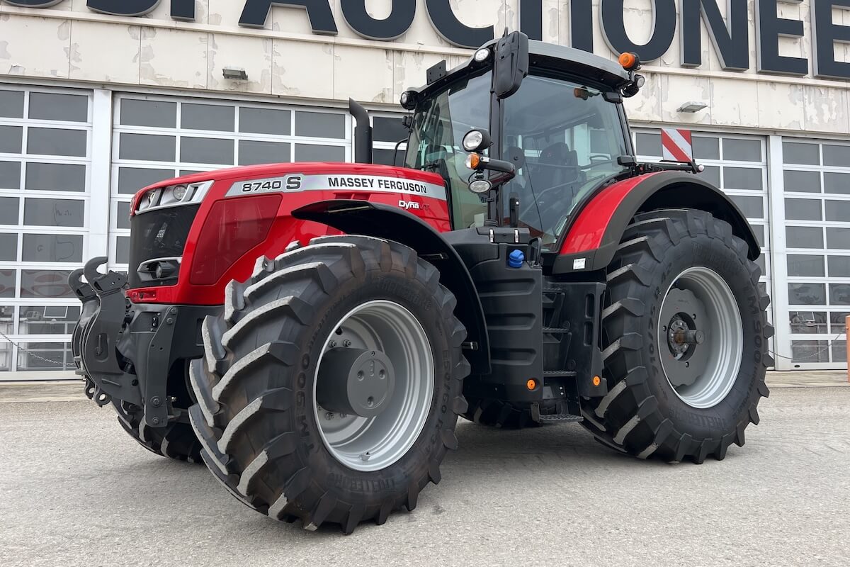 All'asta Ritchie Bros del 5 e 6 dicembre grande disponibilità di mezzi Massey Ferguson come il MF 8740S DynaVT